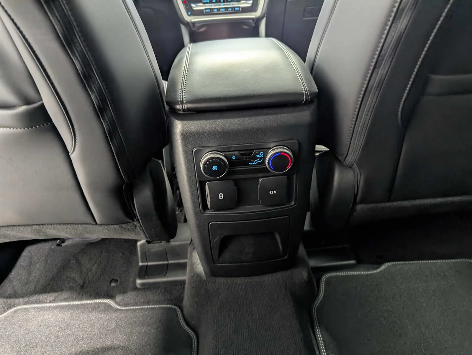 Used 2023 Iconic Silver Metallic Ford XLT image 22