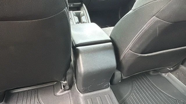 Used 2024  Honda LX image 20