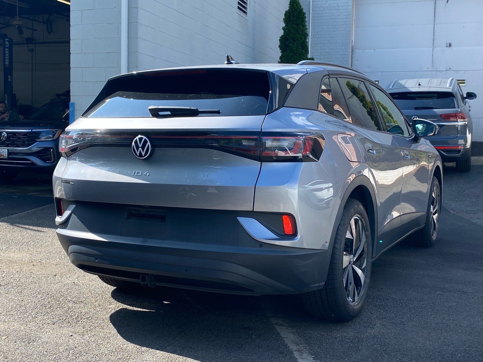 Certified 2023 Volkswagen ID.4 PRO with VIN 1V2DNPE85PC007446 for sale in Alexandria, VA
