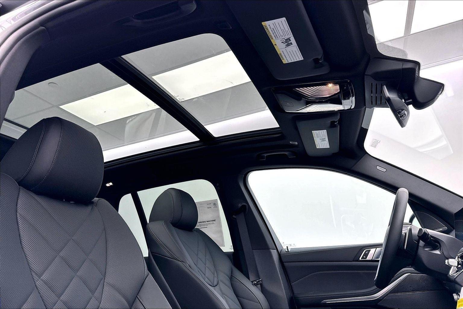 New 2026 Skyscraper Grey Metallic BMW xDrive40i image 35