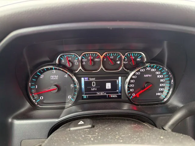 Used 2018 Dark Slate Metallic GMC SLT image 18