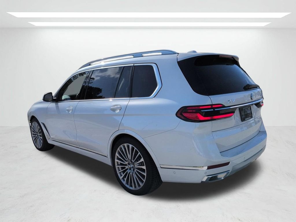 New 2027 Mineral White Metallic BMW xDrive40i image 6