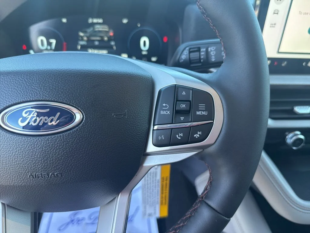 New 2026 Black Ford Active image 36