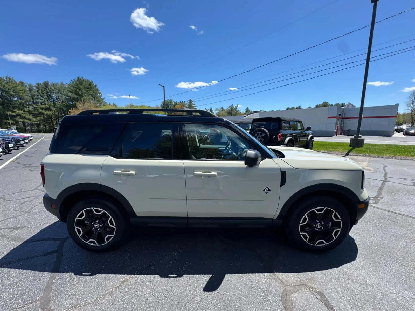 Certified Used 2025 Desert Sand Ford Outer Banks image 7