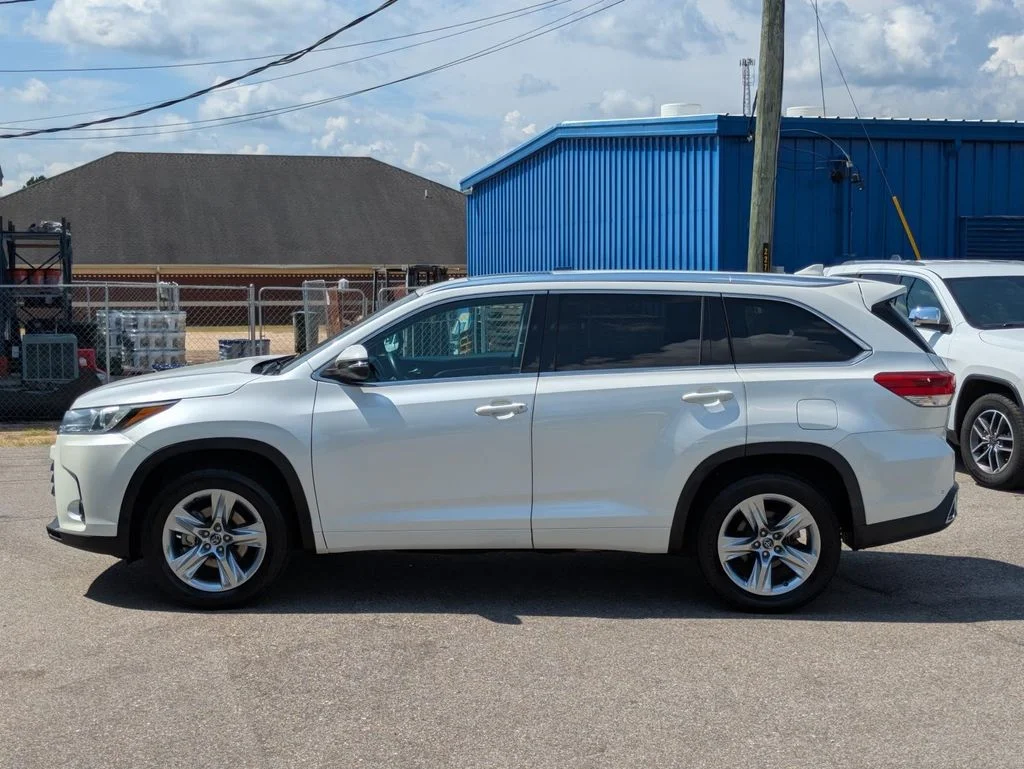Used 2018 White Toyota Limited image 63