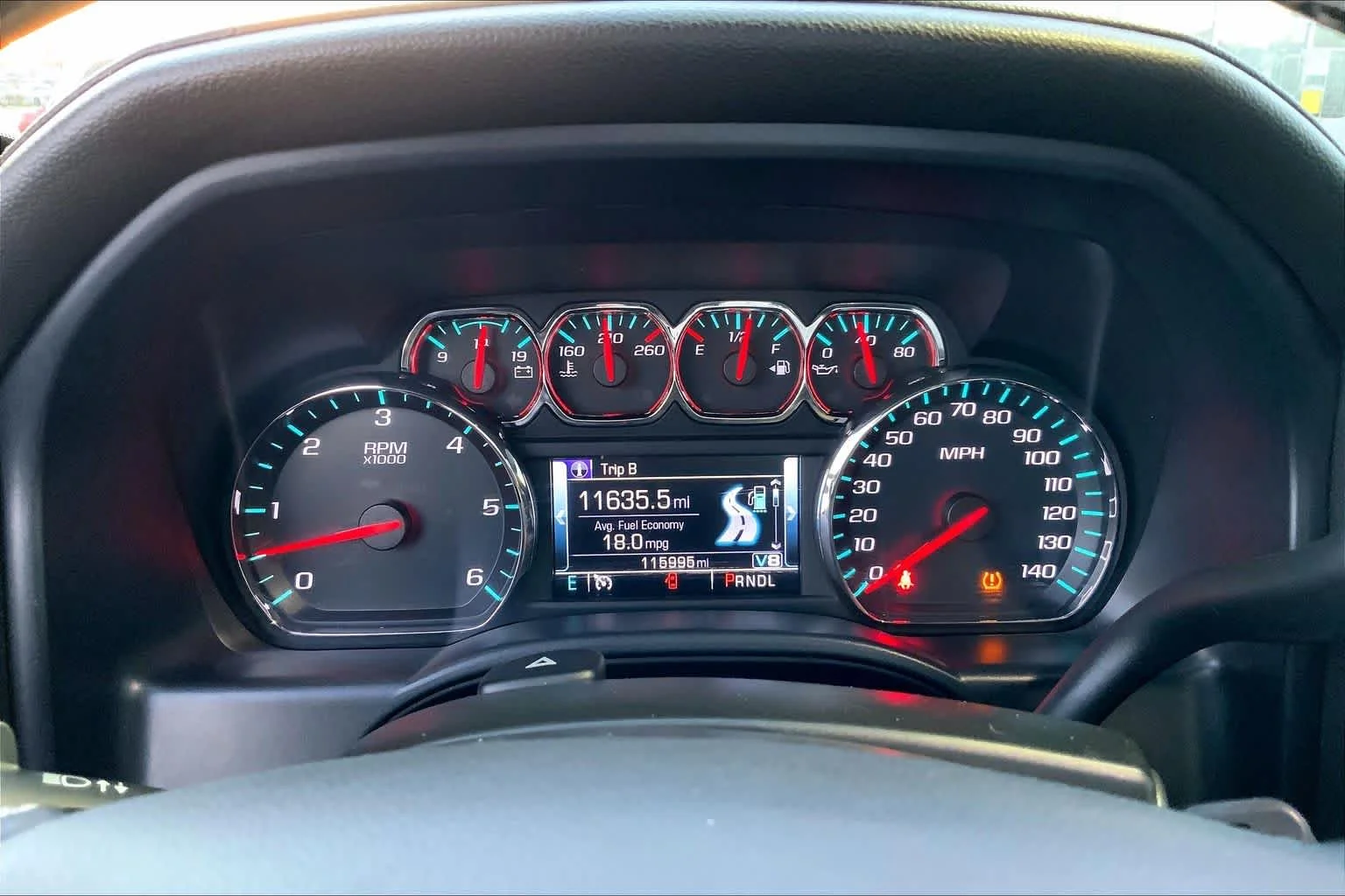 Used 2018 Onyx Black GMC SLT image 25