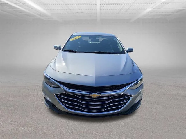 Used 2024 Gray Chevrolet LT image 30