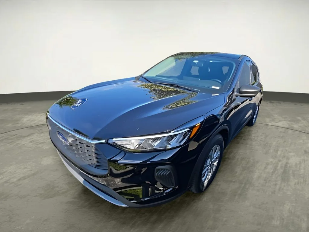 Used 2025 Black Ford Active image 15
