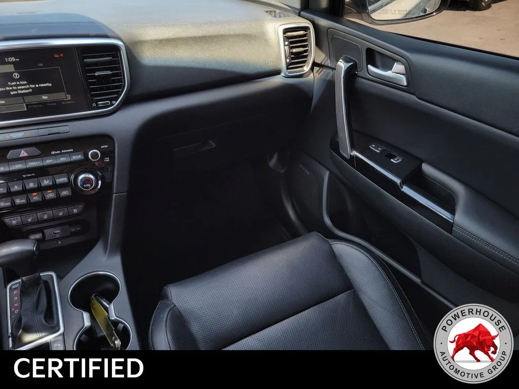 Used 2021 White Kia EX image 22