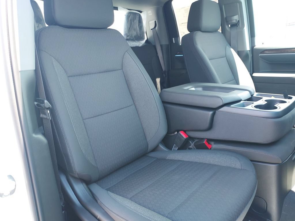 New 2026 Summit White GMC SLE image 30