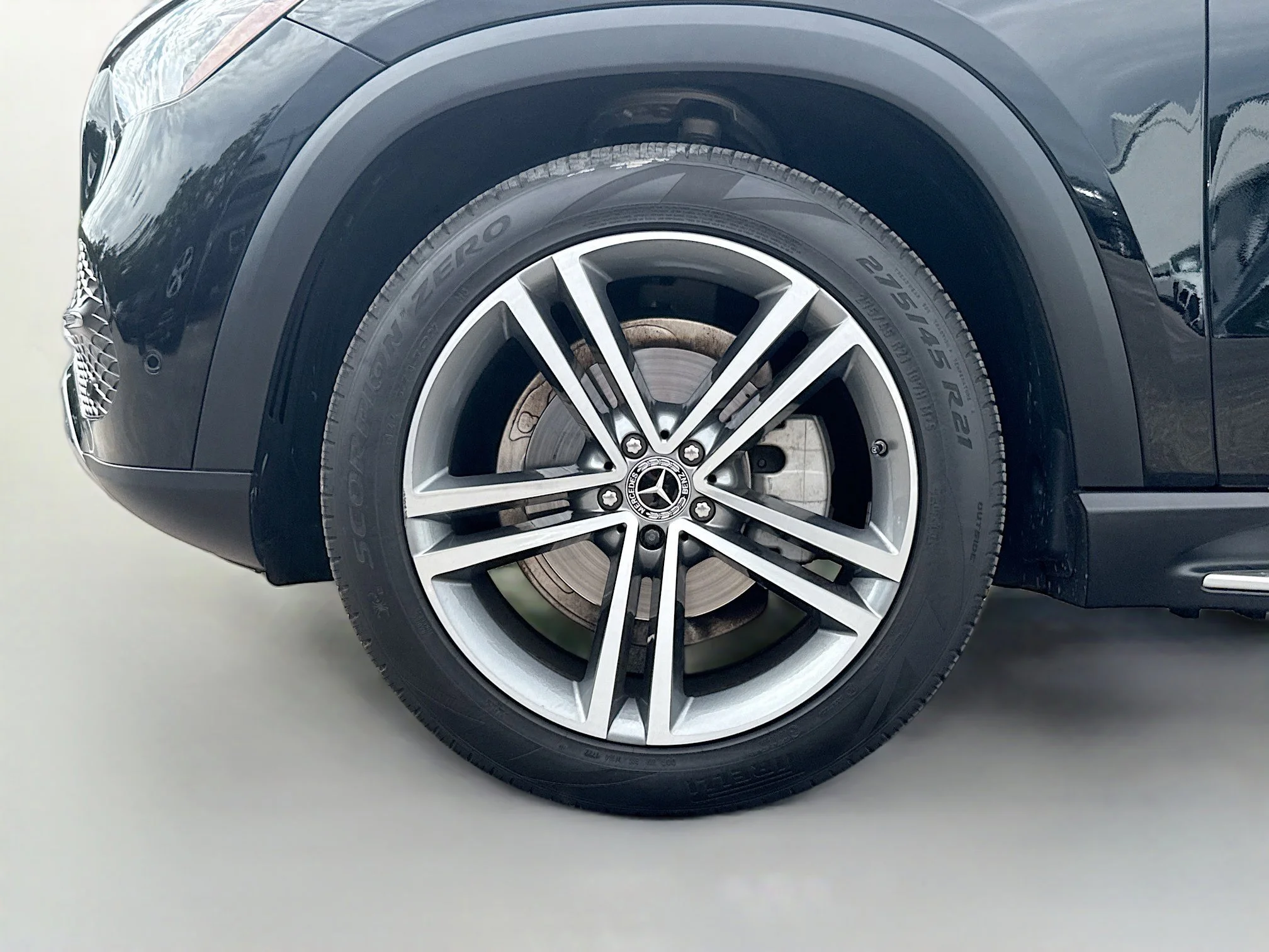 Used 2022 Black Mercedes-Benz GLE 350 image 40