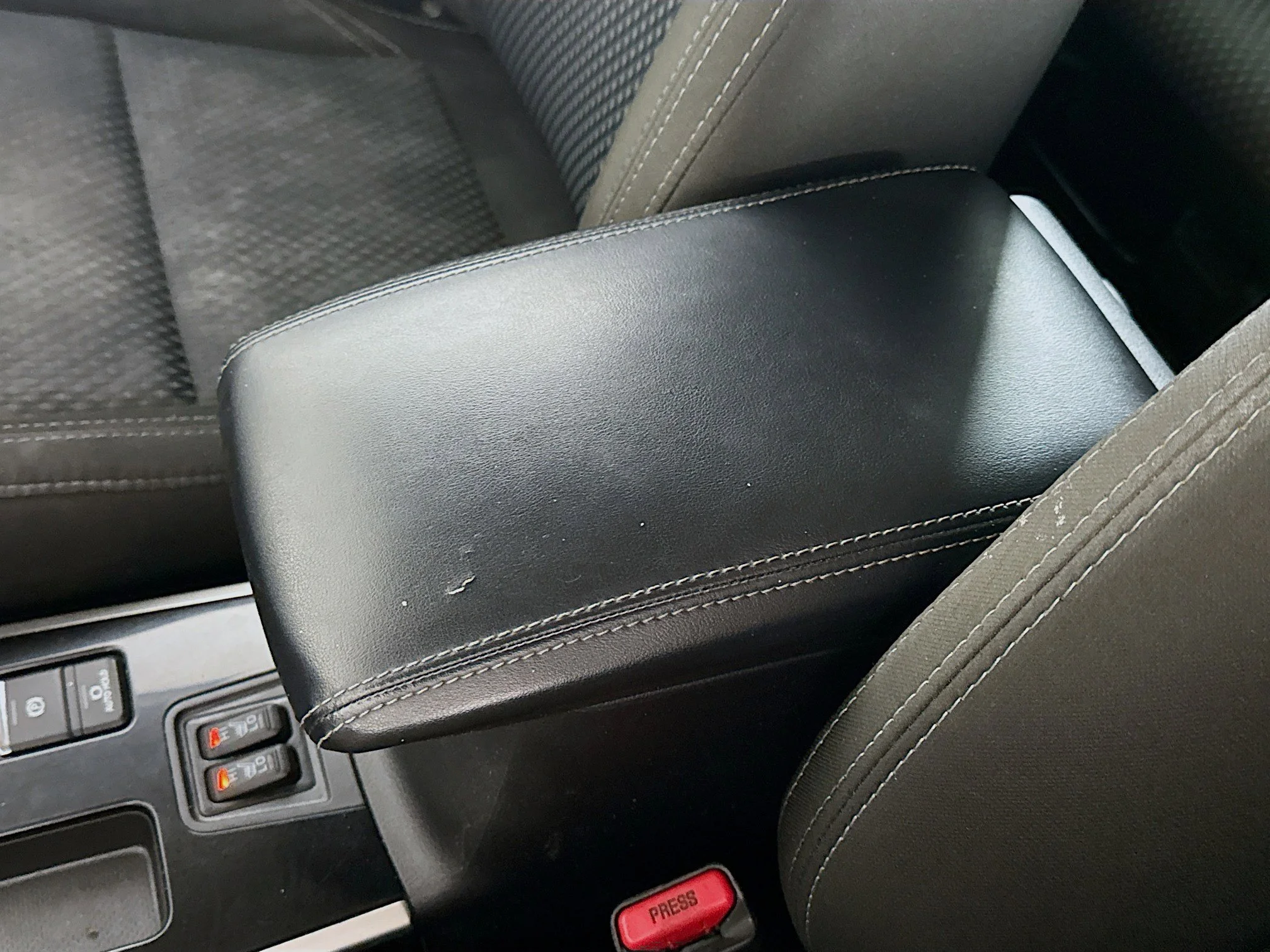 Used 2020 Cosmic Blue Metallic Mitsubishi ES image 14