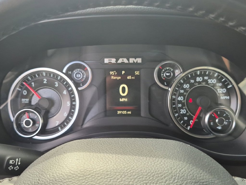 Used 2023 Blue Ram Big Horn/Lone Star image 18