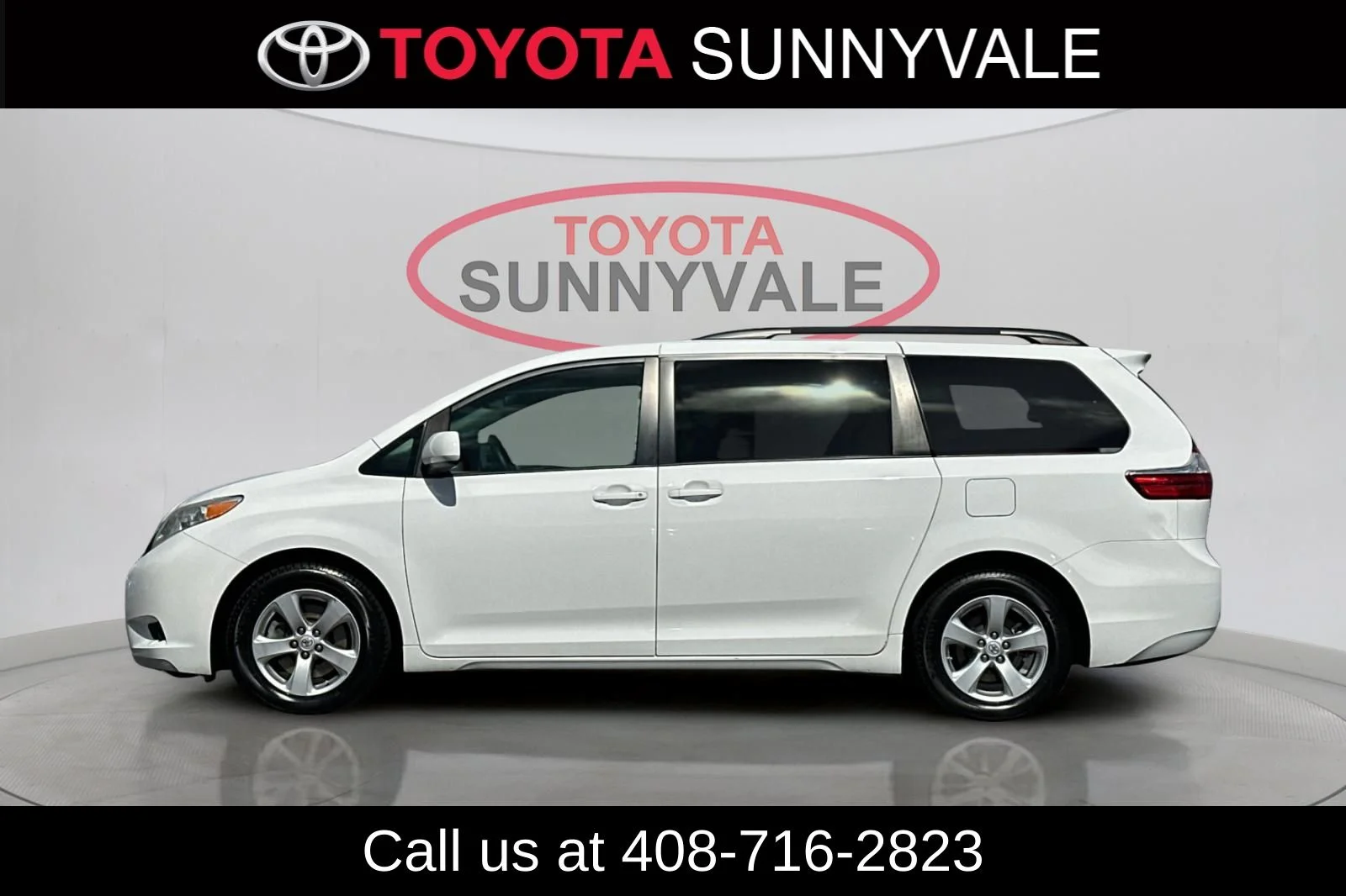 Used 2016 White Toyota LE image 6