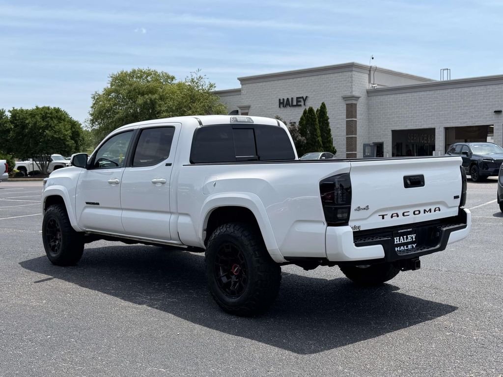 Used 2023 White Toyota SR5 image 22