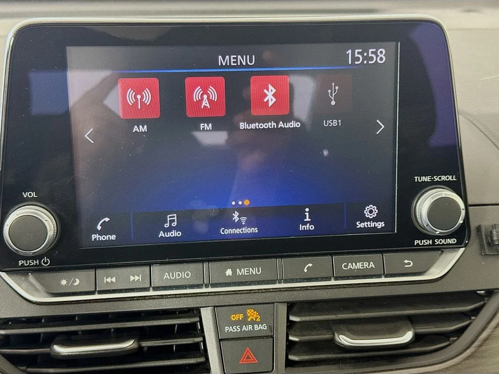 Certified Used 2024 Silver Nissan 2.5 SV image 19