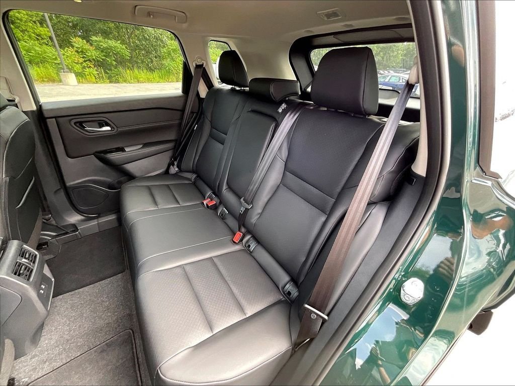 New 2026 Obsidian Green Nissan Dark Armor image 15