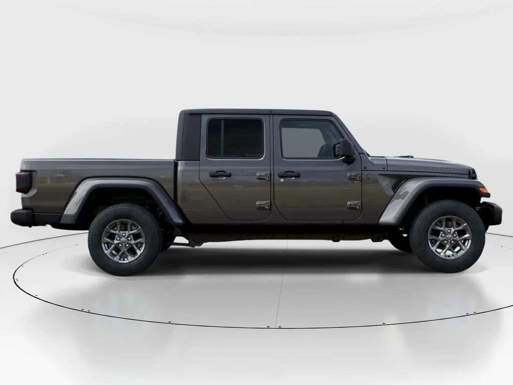 New 2026 Granite Crystal Metallic Clear-Coat Exterior Paint Jeep 85th Anniversary Edition image 23