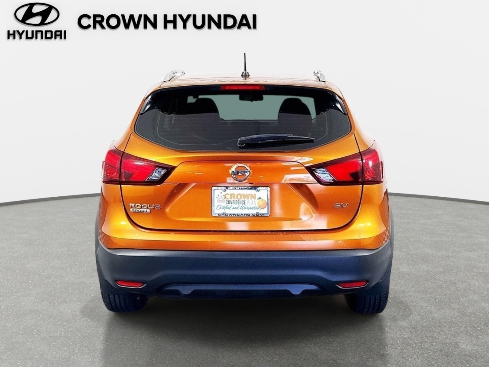 Used 2017 Monarch Orange Nissan SV image 6