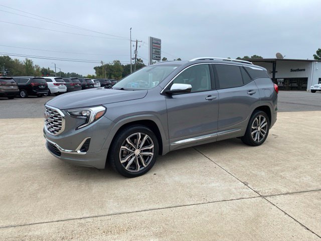 Used 2018 Gray GMC Denali image 2