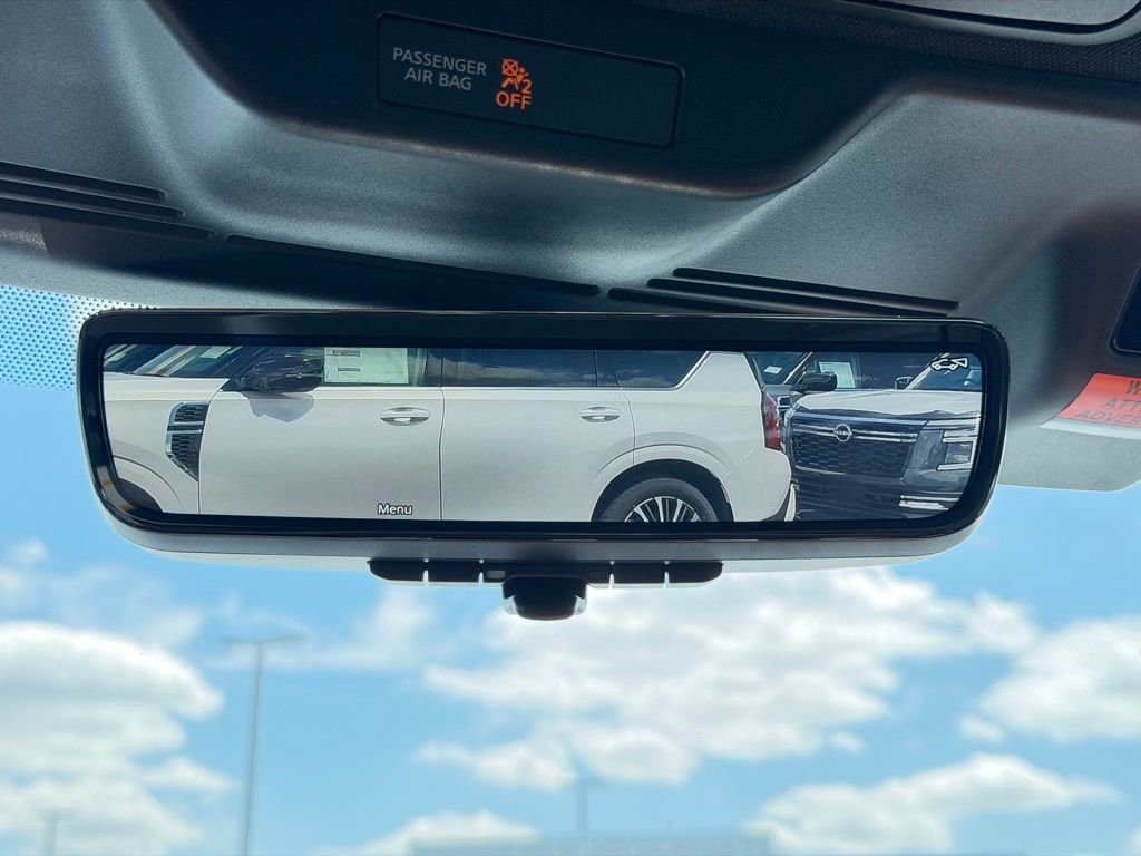 New 2026 Everest White TriCoat Nissan Platinum Reserve image 35