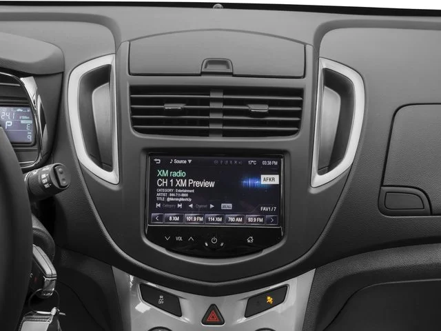Used 2016 Silver Ice Metallic Chevrolet LT image 13