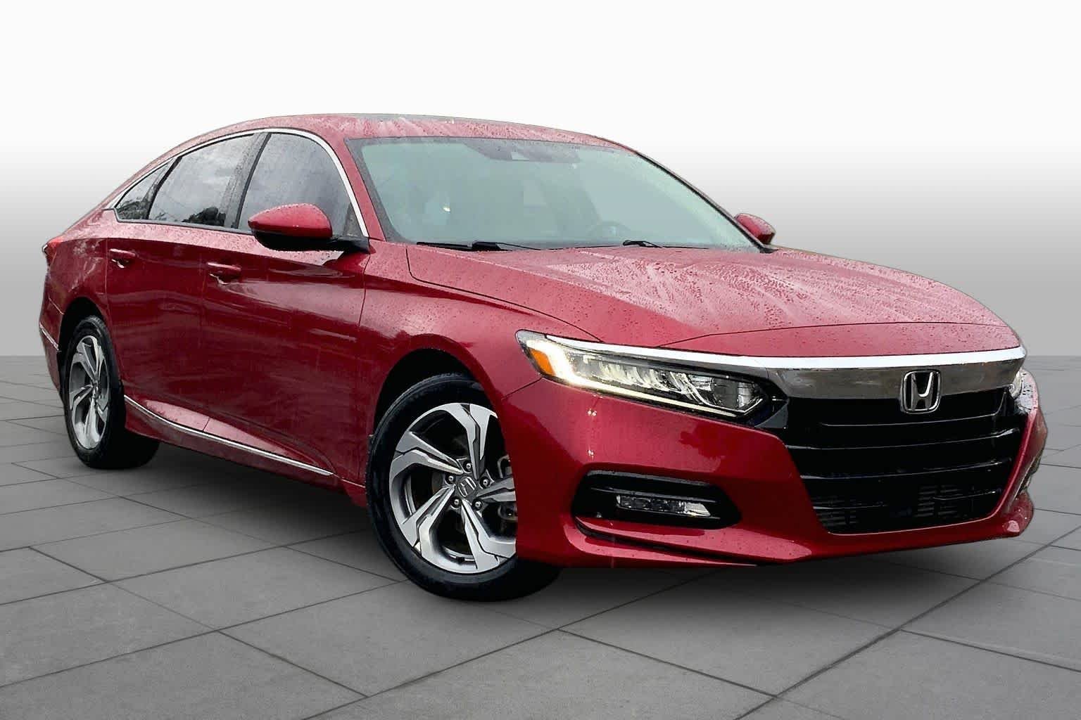 Used 2020 Radiant Red Metallic Honda EX-L image 3