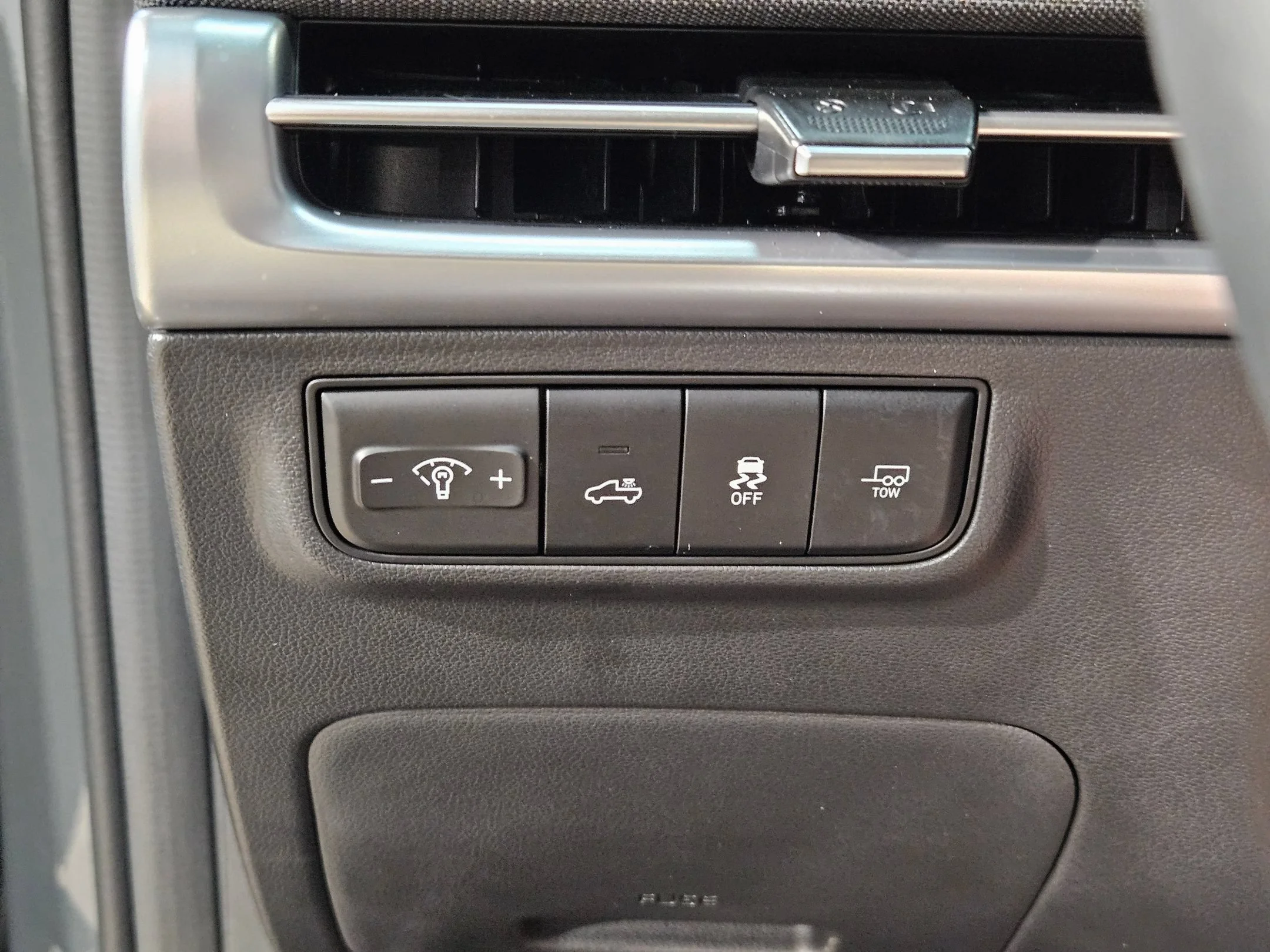 Used 2026 Hampton Gray Hyundai Limited image 26