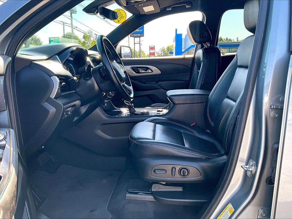 Used 2023 Gray Chevrolet LT Leather image 8