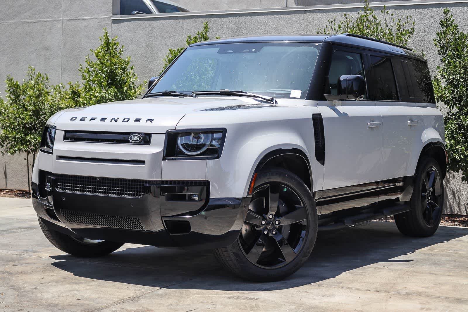 2026 Land Rover Defender 110 X-Dynamic SE