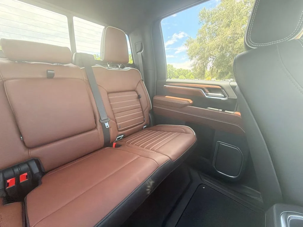 New 2026 Glacier White Tricoat GMC Denali Ultimate image 33