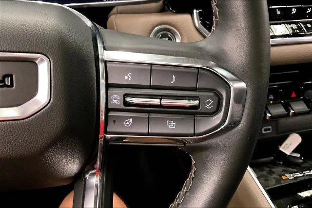 Used 2023 Onyx Black GMC Denali image 28