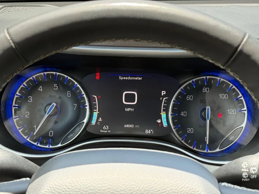 Used 2023 Black Chrysler Touring L image 14