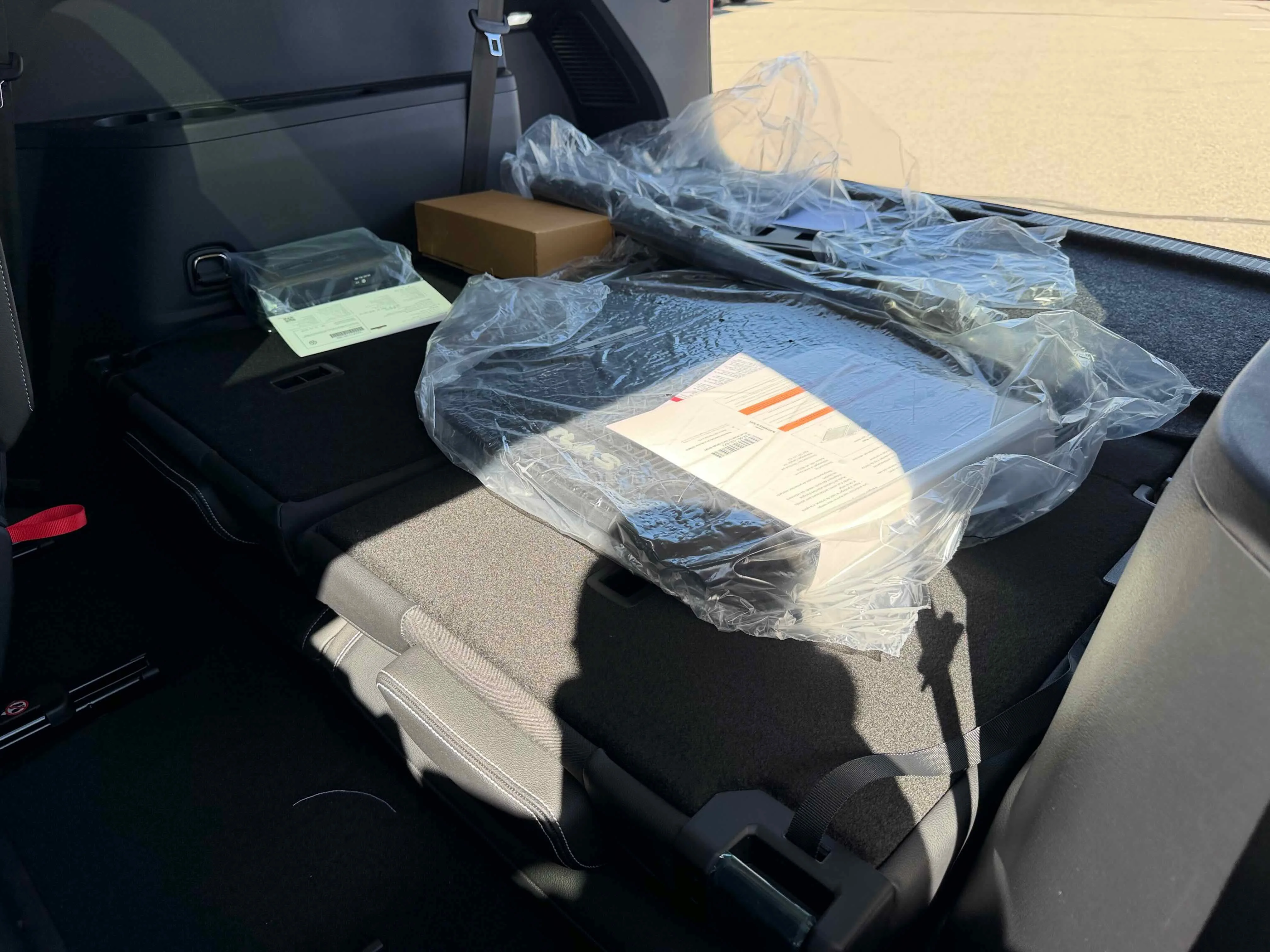 New 2026 Opal White Volkswagen 2.0T SE w/Technology image 34