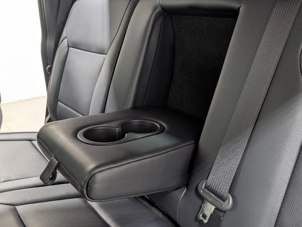 New 2026 Agate Black Metallic Ford F-350® Lariat® image 21