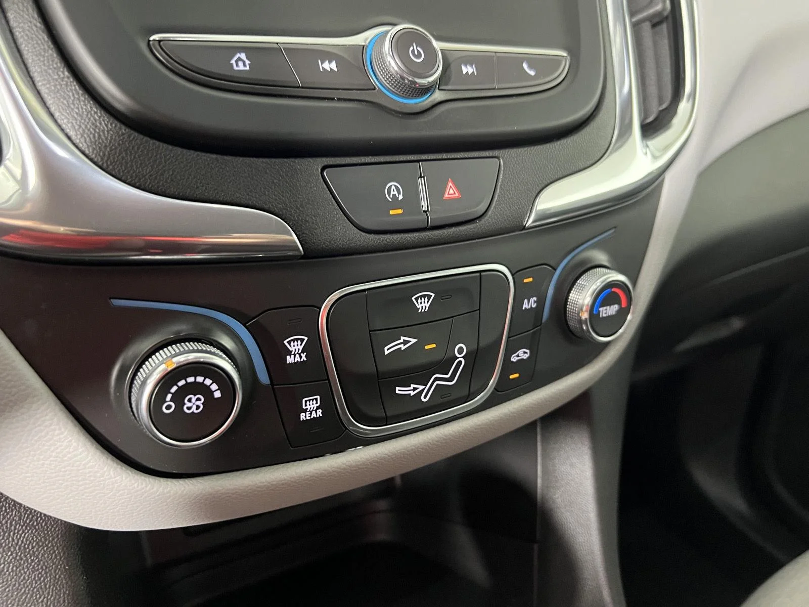 Used 2022 IRON GRAY METALLIC Chevrolet LS image 17