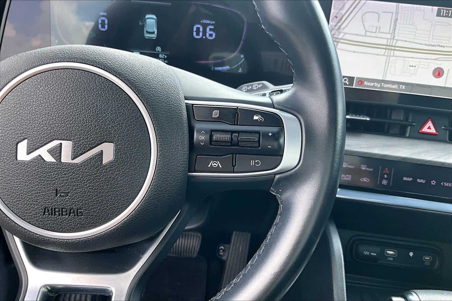 Used 2023 Wolf Gray Kia X-Line image 23