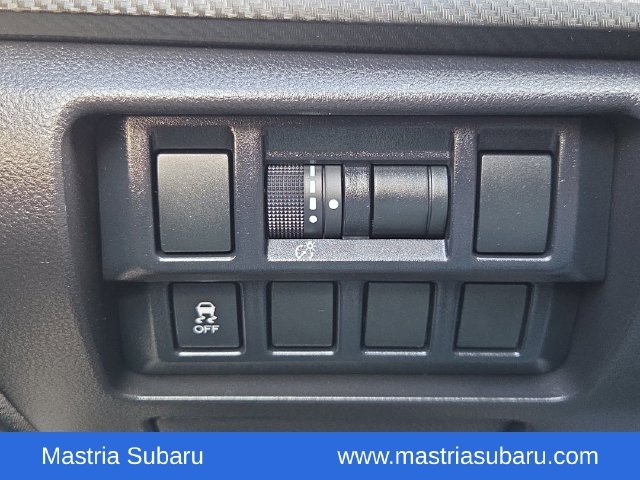 Used 2021 Ice Silver Metallic Subaru Premium image 11