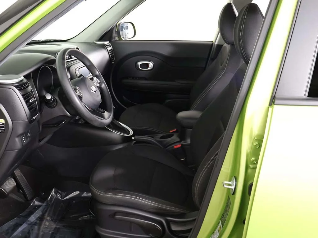 Used 2015 Green Kia Base image 27