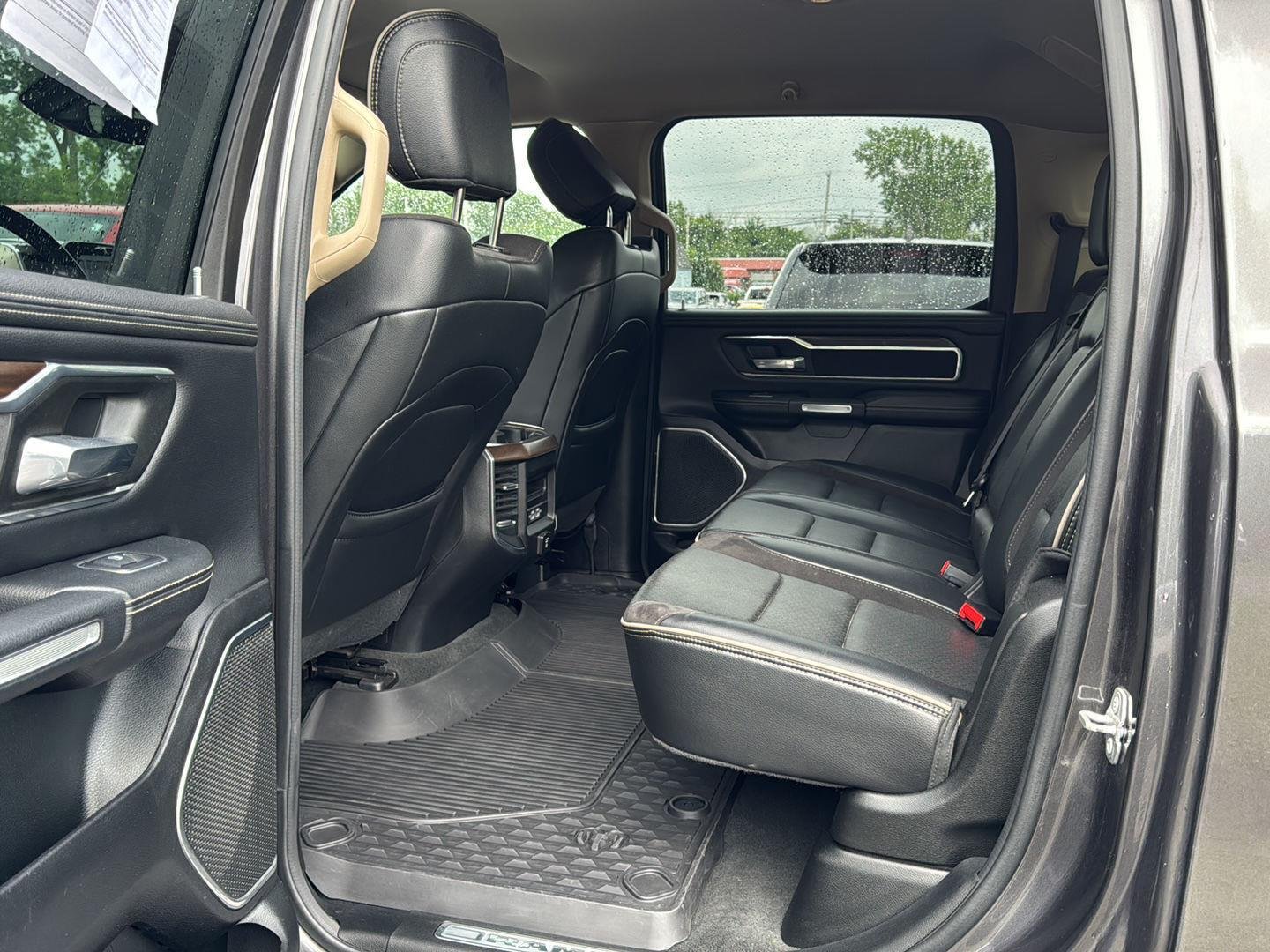 Used 2021 Granite Crystal Metallic Clearcoat Ram Laramie image 8