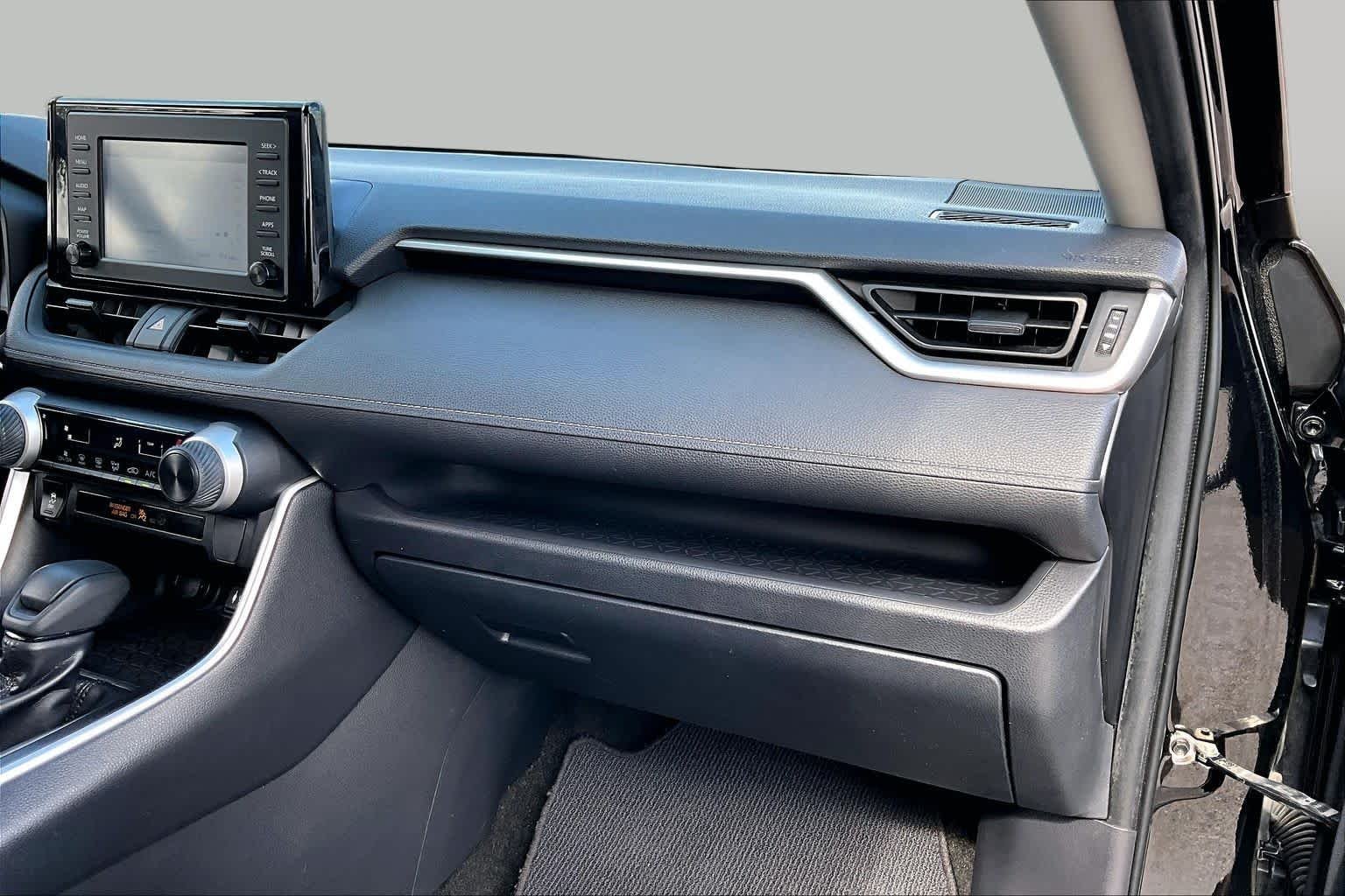 Used 2019 Midnight Black Metallic Toyota LE image 19
