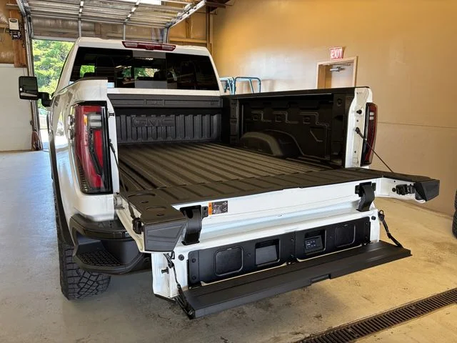 New 2026 White GMC AT4X image 19