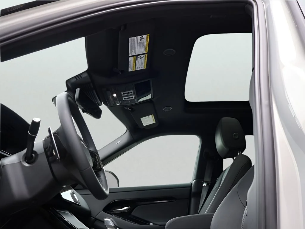 2026 Land Rover Range Rover Evoque Dynamic SE - Photo 40