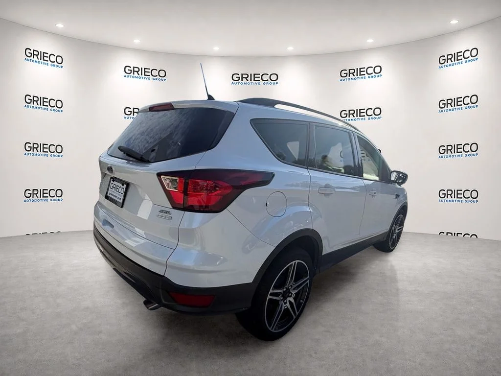 Used 2019 White Ford SEL image 7