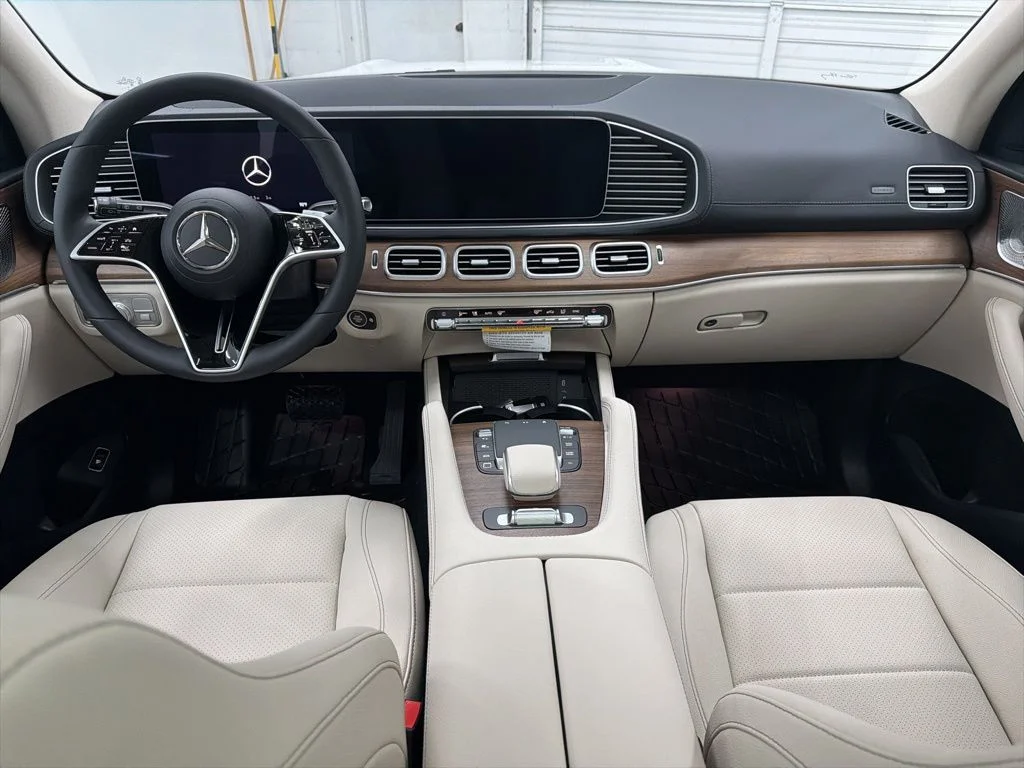 New 2026 White Mercedes-Benz GLS 450 image 20