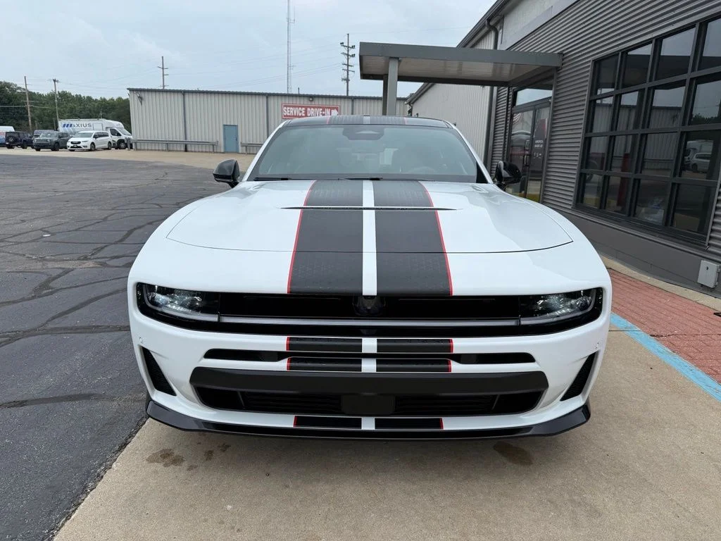 New 2027 White Knuckle Exterior Paint Dodge R/T Plus image 2
