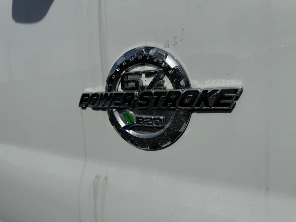 2015 Ford F-550 - Photo 22
