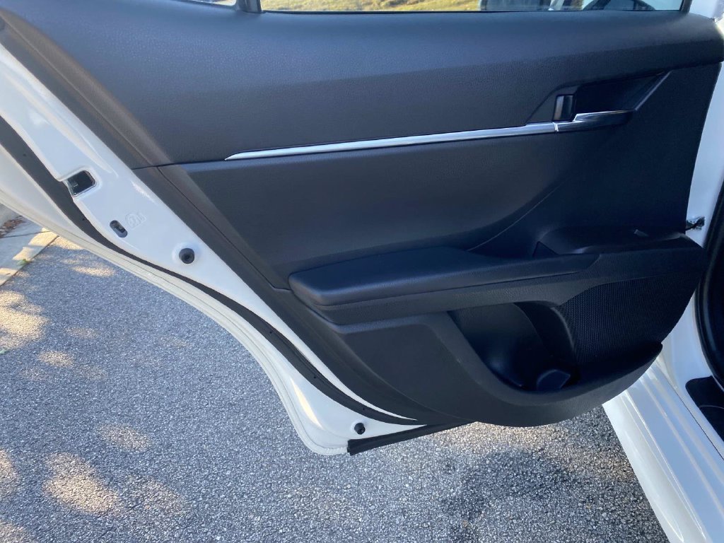 Certified Used 2023 Ice Toyota SE image 13