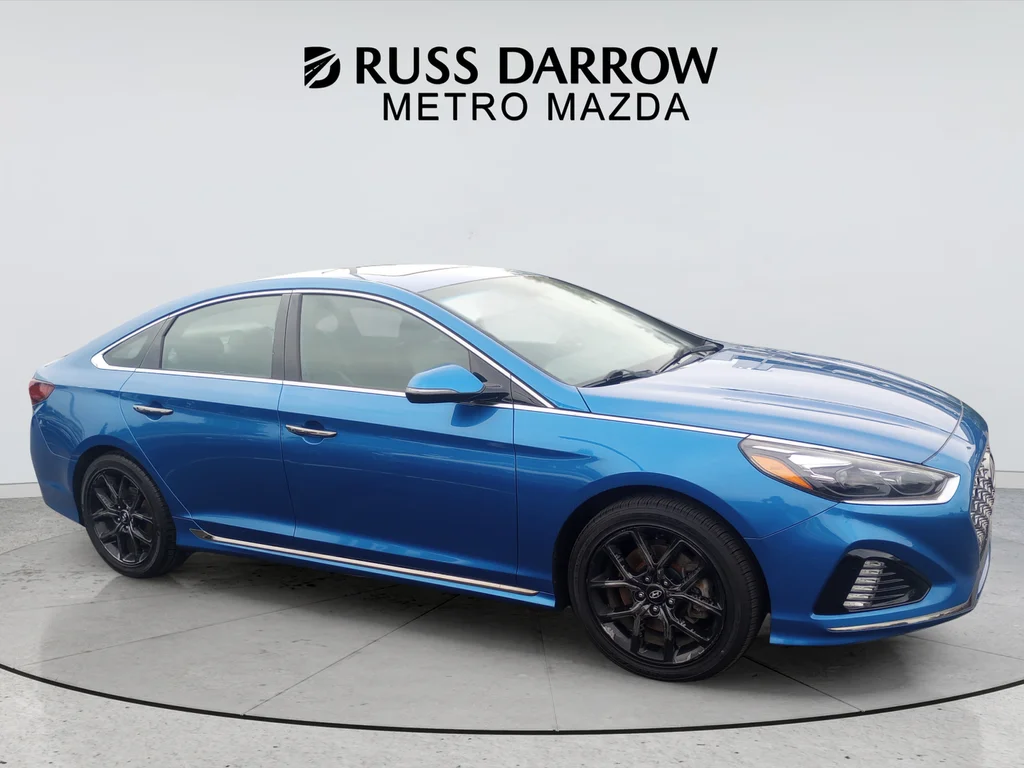 Used 2018 Blue Hyundai Limited image 7