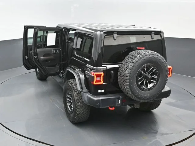 Certified Used 2025 Black Clearcoat Jeep Rubicon X image 22